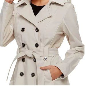 🌼Sale! $15 Trench coat